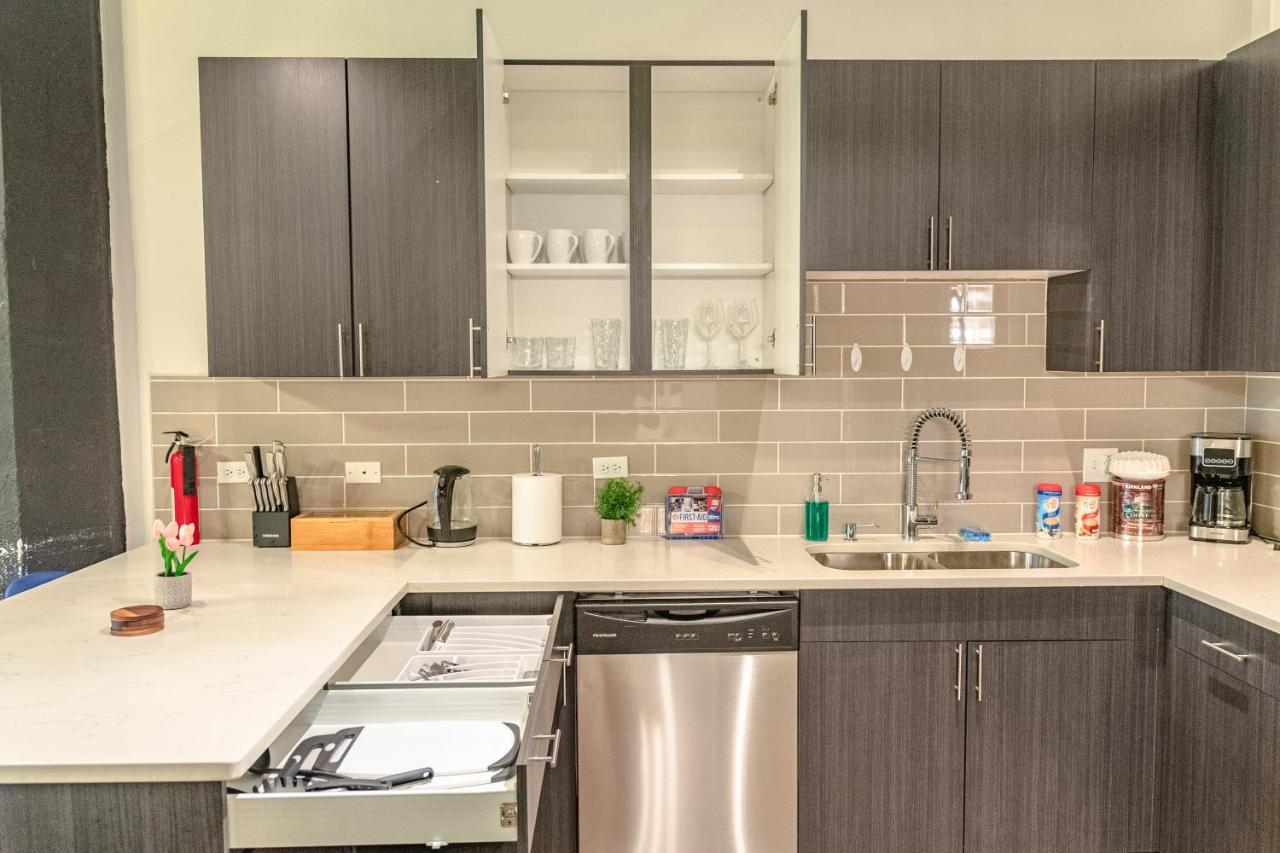 Ideal 3Br Business Or Leisure Rental In Chicago Fully Stocked Kitchen & Fast Internet With Optional Parking Near Soldier Field, Grant Park & Mccormick Place Eksteriør billede